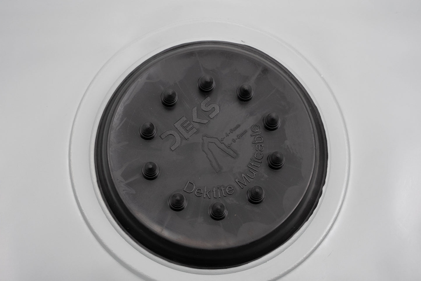 Dektite Nulead Multicable Blk 410x490mm (DNLS10MB)