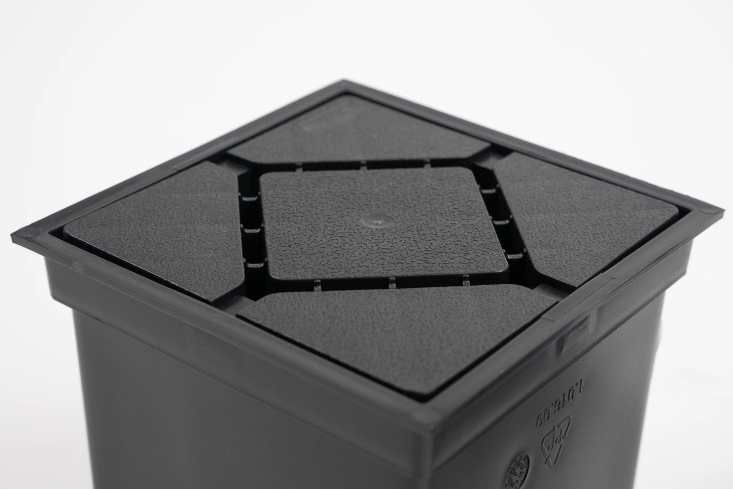 DekDrain Edge Slot Channel Drainage Corner Quad with Extension